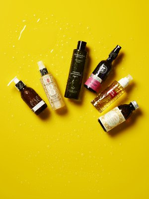 Vartaloöljyt hoivaavat ihoa.