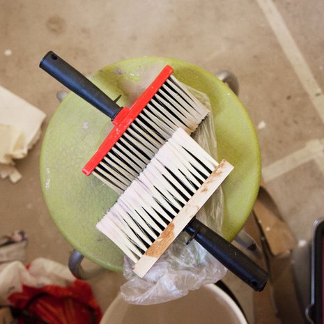 suutarin talossa; tapetointi