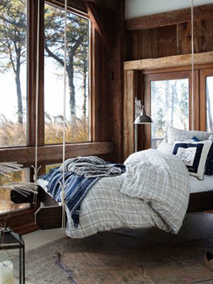 Ai ett&auml;, keinuva s&auml;nky ja tuollainen maisema - mik&auml; kes&auml;y&ouml;n unelma! Kuva: <span class="photographer">Lexington</span>