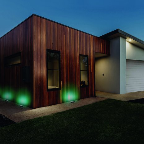 Ledvancen RGBW-led-valojen väriä voi vaihtaa lämpimästä valkoisesta värilliseen. Smart+ WiFi Flood -tekniikan ansiosta ne on mahdollista yhdistää älypuhelimeen, 70 e.