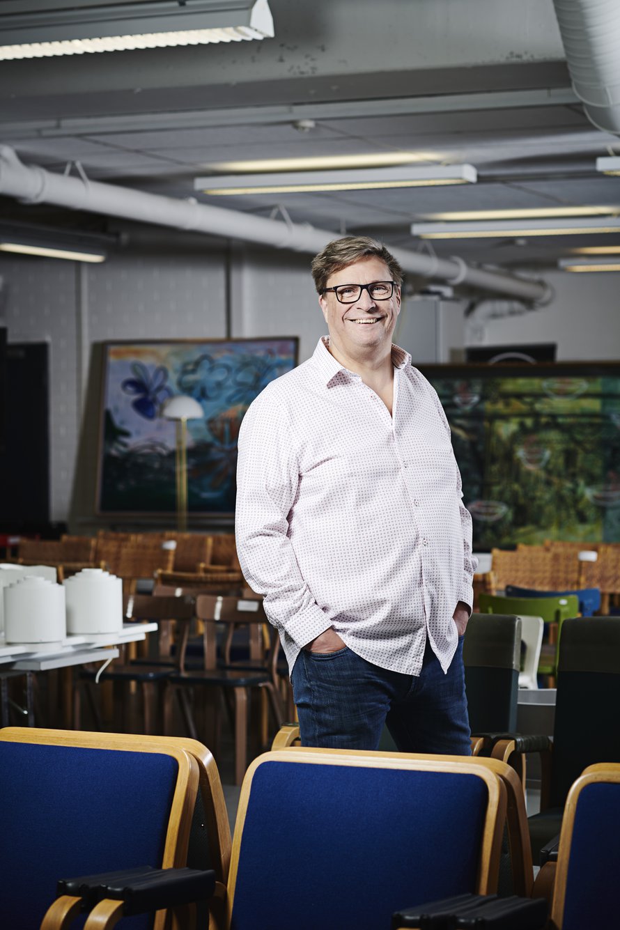 Meklari Mika Sirén osti Huutokauppa Helanderin vuonna 2012.