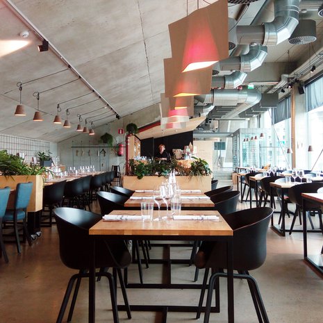 Lähiruuan pioneeriin Bistro Sinneen on  myös mahdollista päästä Smaku-kierroksella. sinneporvoo.fi