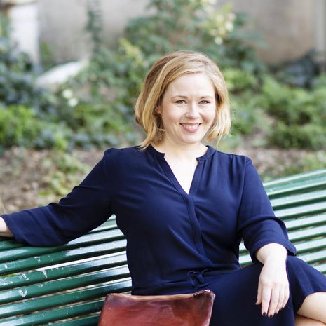 Anna-Kaisa Itkonen lobbaa naisia EU:n huippuvirkoihin.