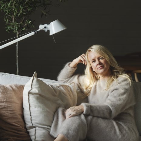 Yrittäjä Johanna Laaksomaan bisnes tuo valoa kaamosaikaan. Nykyään hänen tuoksukynttilänsä ovat myös vientituote. "Tuote on hyvä, mutta yrittäjyys on aina myös tuuripeliä."