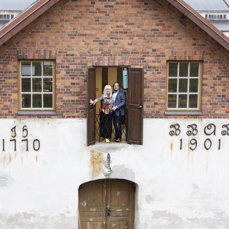 Monica ja Juha Javanaisen menestyneen yrityksen salaisuus on ihmislähtöisyys. "Jos raha on yrityksen ainut arvo, se näkyy kyllä työpaikalla."