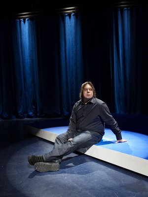 Juha Jokela tietää, että teatterissa on oikeasti taikaa.