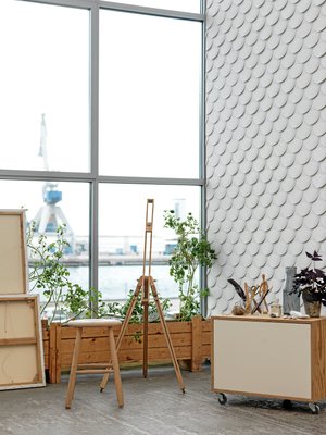 Arches-tapetti kuuluu ruotsalaisen Front-suunnittelijakolmikon Ecolle luomaan mallistoon, 62 e/rll, K-Rauta.