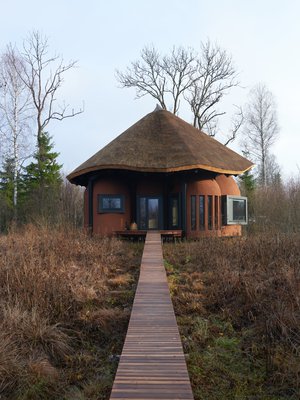 Maidla Nature Resortin uusin talo on kesällä 2022 valmistunut Villa Poku.