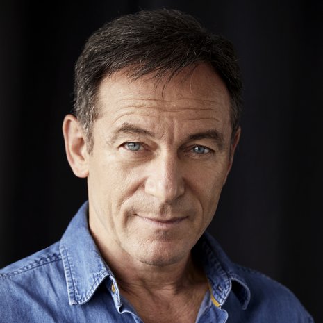 "En vieläkään tiedä, kuka olen, joten löydän itseni jokaisesta roolista, jota esitän. Kun näyttelen, unohdan itseni", näyttelijä Jason Isaacs sanoo.