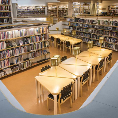 Rovaniemen pääkirjasto on Alvar Aallon suunnittelema. 