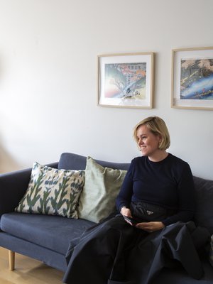  Martta Louekari on Juni Communications -viestintätoimiston perustaja ja viestintäjohtaja, joka on erikoistunut muotiin, muotoiluun ja arkkitehtuuriin.