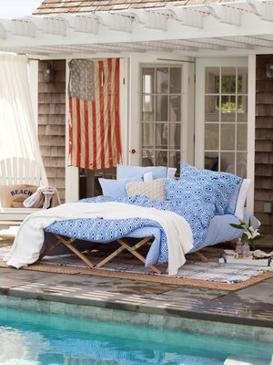 <p><p>Aamu-uinnille suoraan sängystä! Kuva: <span class="photographer">Lexington</p></p></span>