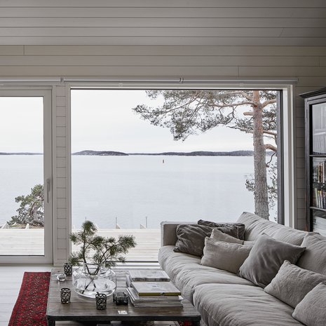 Entinen mökki sai uuden elämän upeana saaristokotina.