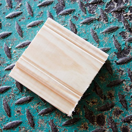 suutarin talossa; kattopaneelit; siirtohöylä Rasila