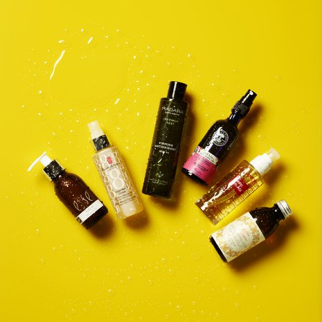 Vartaloöljyt hoivaavat ihoa.