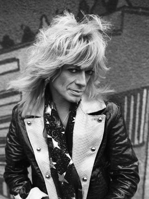 Michaelin mielestä  parasta musiikkia tehtiin 1960–1970-luvuilla, koska motiivit musiikin teke miseen olivat aidompia. ”Musiikki on kommunikaation keino. Sitä pitää tehdä tekemisen ilosta eikä siksi, että mietitään, mikä on kohderyhmä.”