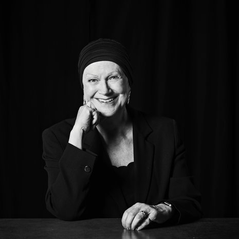 Leena on saatellut kustantajana maailmaan yli 10 000 teosta.